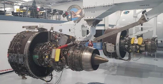 미 P&W 본사에 전시된 GTF 엔진 이미지. 한화에어로스페이스는 이 엔진에 들어가는 HPT 디스크 2종의 공급권을 따냈다고 23일 밝혔다. 규모는 총 17억 달러다. <한화에어로스페이스 제공>